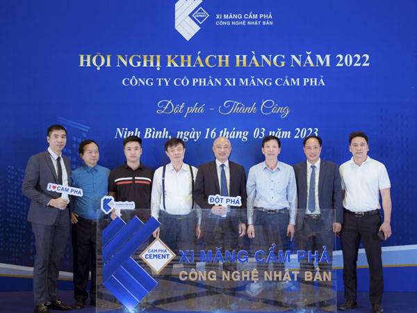 hội nghi khách hàng 6