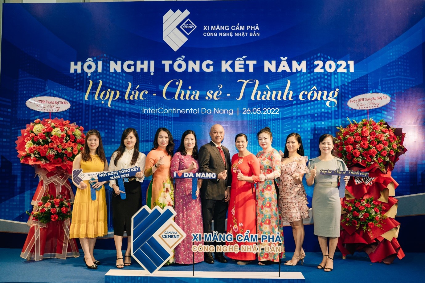 Xi măng Cẩm Phả tổ chức Hội nghị tổng kết năm 2021 khách hàng khu vực miền Bắc